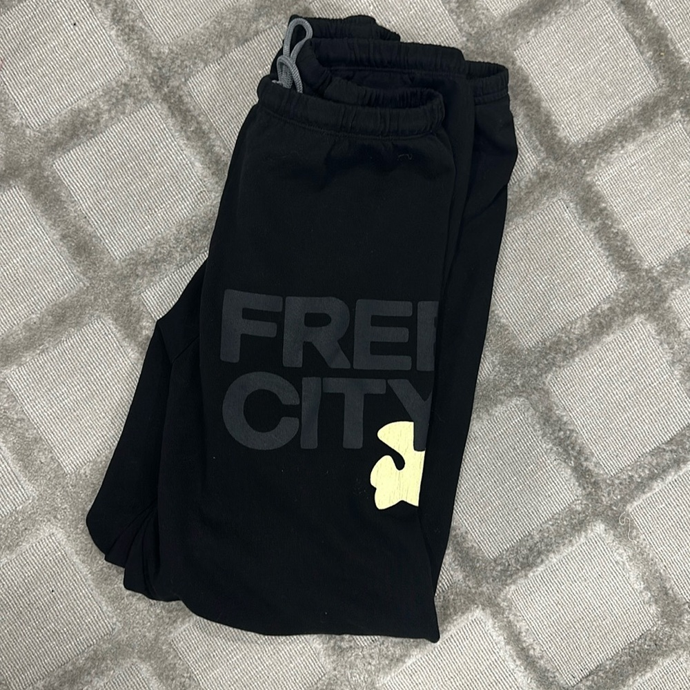 free city sweats